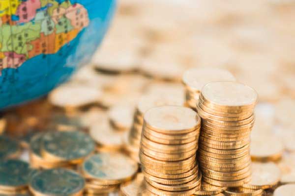 给外卖骑手交五险一金，不是唯一正确的解决方案(2025年03月01日)